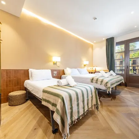 Ambos Mundos Hotel 3*