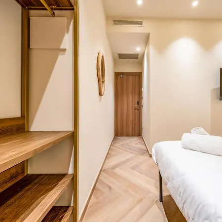 Ambos Mundos Hotel 3*